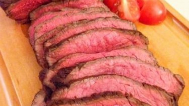 極上慢煮安格斯牛小排(配是拉差旦黃醬)(F1)