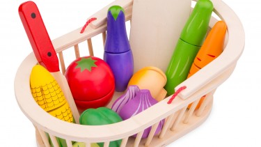 New Classic Toys – Vegetable Basket 木製蔬果籃玩具 #10589