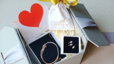 Alette.玥 Sparkle Flowers collection 閃爍繁花系列 《限定精美純銀首飾禮盒套裝 手鐲+戒指》