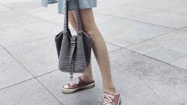 手作灰色側肩包