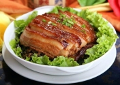 梅菜扣肉(C2)